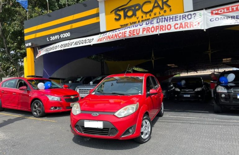 Ford Fiesta 1.0 Rocam Hatch 8v - Foto #1