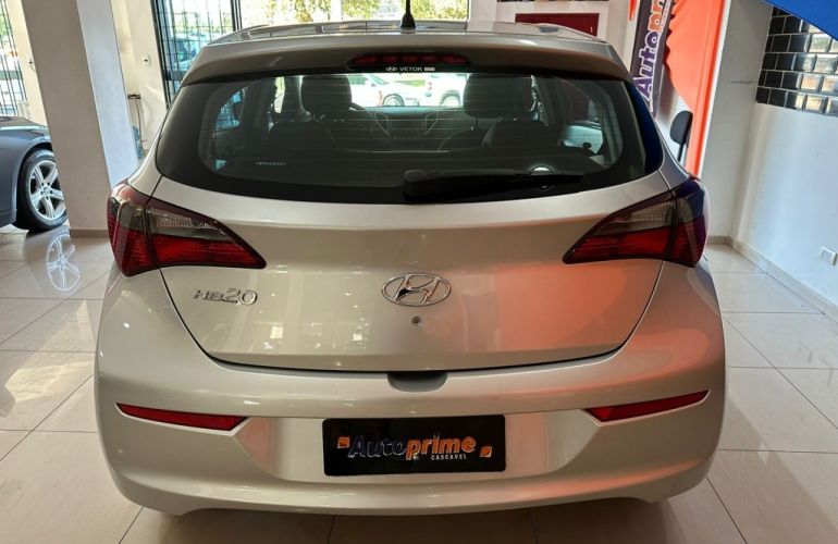 Hyundai HB20 1.0 Unique - Foto #8