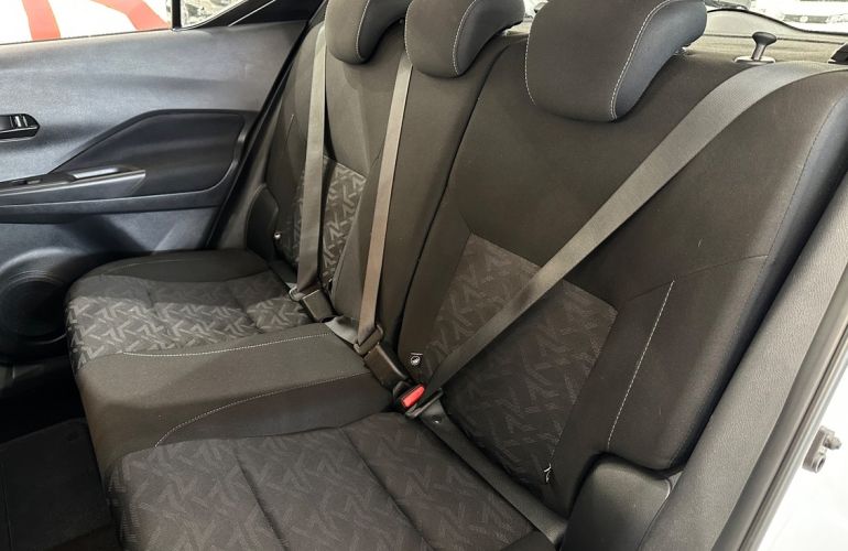 Nissan Kicks 1.6 16V Flexstart Active - Foto #8