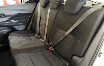 Nissan Kicks 1.6 16V Flexstart Active - Foto #8