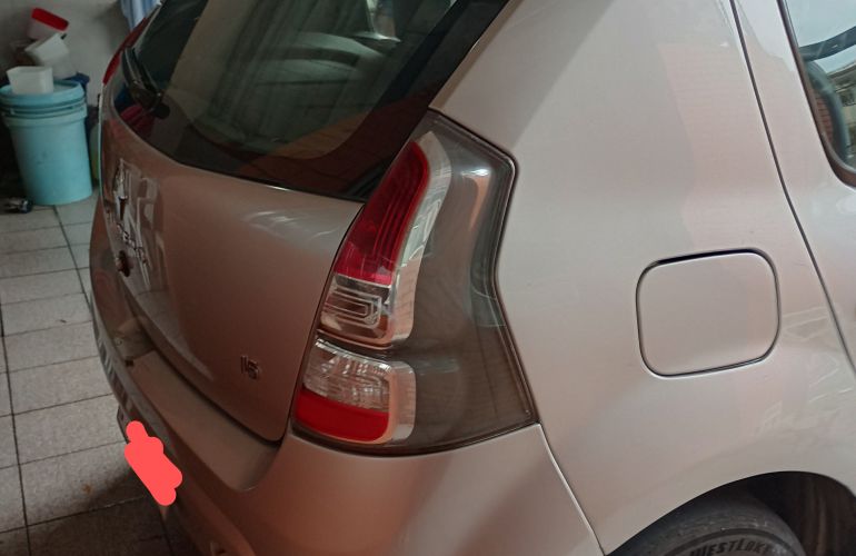 Renault Sandero Expression 1.6 8V (Flex) - Foto #2