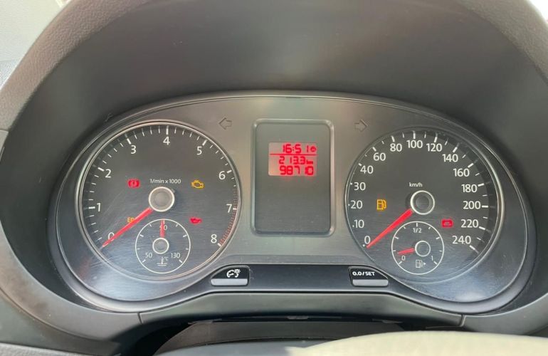 Volkswagen Fox 1.6 Mi 8v - Foto #9