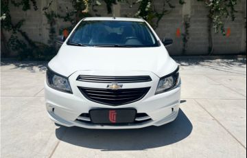 Chevrolet Onix 1.0 MPFi Joy 8V Flex 4p Manual - Foto #3