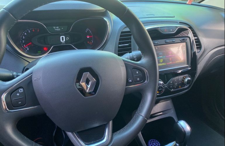 Renault Captur 2.0 16V Intense - Foto #8