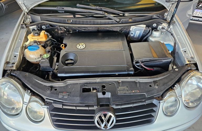 Volkswagen Polo Sedan 1.6 Mi Evidence 8v - Foto #6