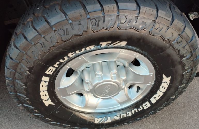 Ford F250 XLT 4.2 Turbo (Cab Simples) - Foto #9