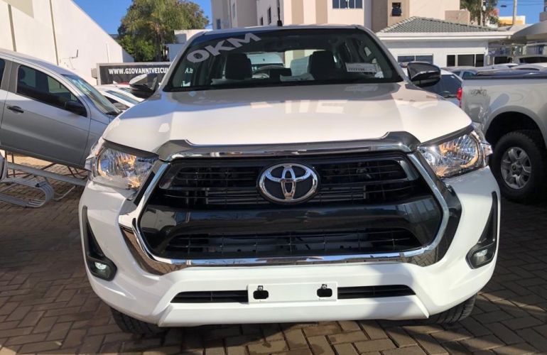 Toyota Hilux 2.8 TDI CD SRV 4x4 (Aut) - Foto #8