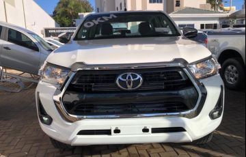 Toyota Hilux 2.8 TDI CD SRV 4x4 (Aut) - Foto #8