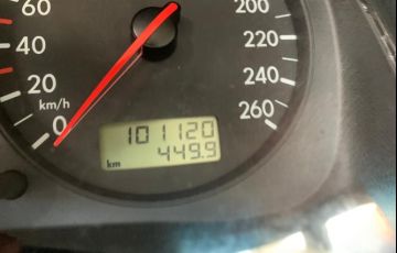 Volkswagen Golf 2.0 (Aut) - Foto #10