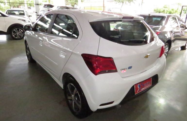 Chevrolet Onix 1.4 LTZ SPE/4 (Aut) - Foto #4