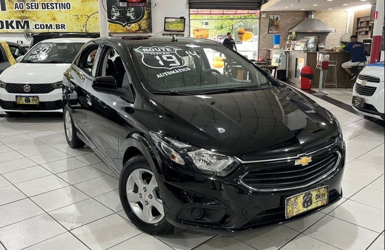 Chevrolet Onix 1.4 MPFi LT 8v - Foto #1