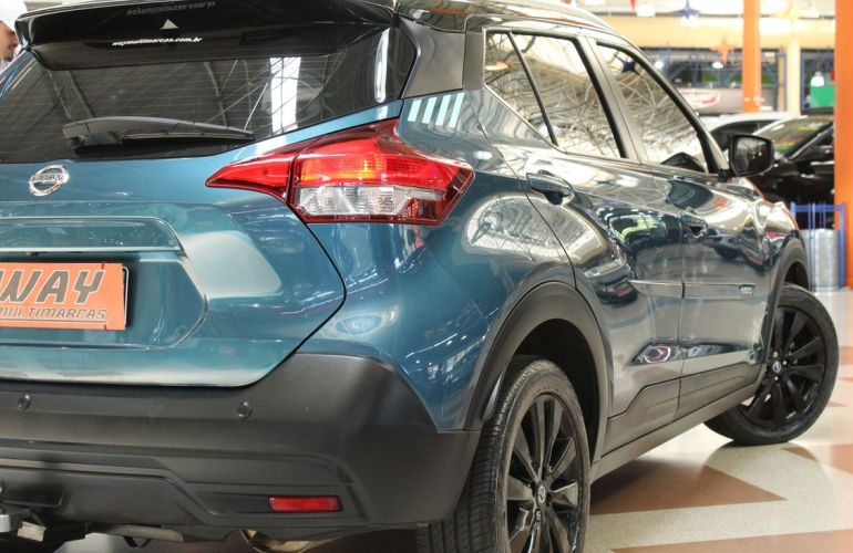 Nissan Kicks 1.6 16V Flexstart Uefa Champions League - Foto #9