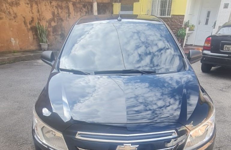 Chevrolet Onix 1.0 LT SPE/4 - Foto #8