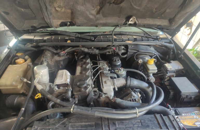 Chevrolet Blazer DLX 4x4 2.8  (nova série) - Foto #2