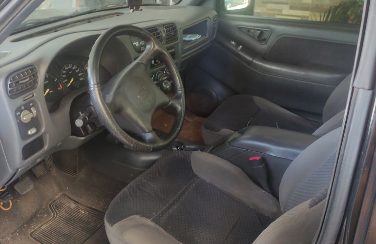 Chevrolet Blazer DLX 4x4 2.8  (nova série) - Foto #5