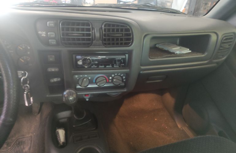 Chevrolet Blazer DLX 4x4 2.8  (nova série) - Foto #6