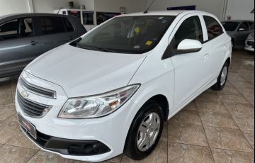 Chevrolet Onix 1.0 LT (Flex) - Foto #3