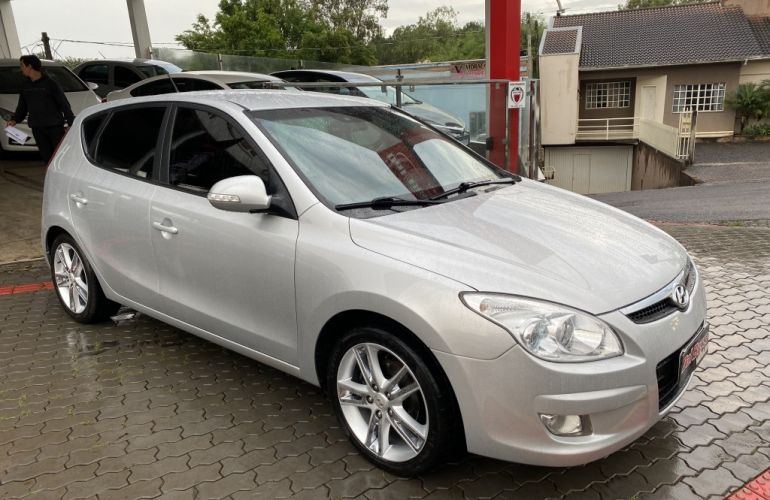 Hyundai i30 GLS 2.0 16V (aut) - Foto #3