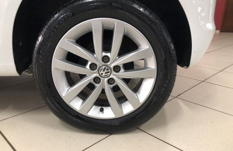 Volkswagen Fox 1.6 Connect - Foto #7