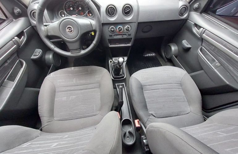 Chevrolet Prisma 1.4 MPFi Maxx 8v - Foto #8
