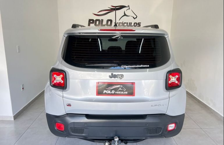 Jeep Renegade 1.8 16V Sport - Foto #5