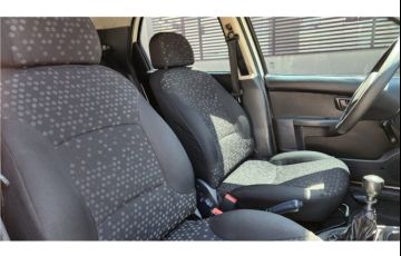 Fiat Palio 1.4 MPi Attractive 8V Flex 4p Manual - Foto #8