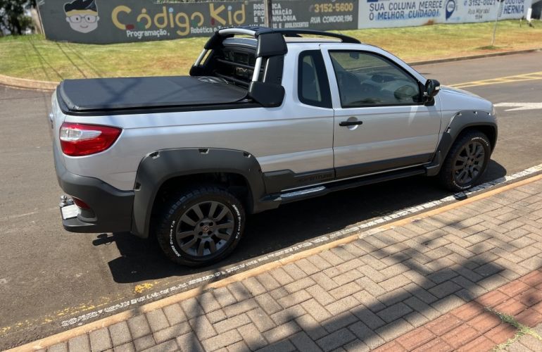 Fiat Strada Adventure Locker 1.8 16V (Cabine Estendida) - Foto #7