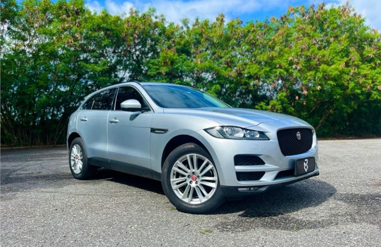 Jaguar F-pace 2.0 16V Turbo Diesel Prestige AWD 4p Automático - Foto #4