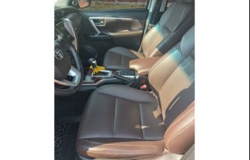 Toyota SW4 2.8 TDI SRX 5L 4x4 (Aut) - Foto #10