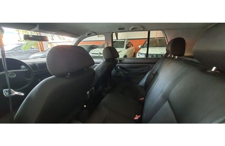 Volkswagen Golf 2.0 (Aut) - Foto #9