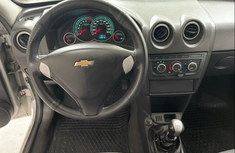 Chevrolet Celta 1.0 MPFi LT 8v - Foto #7