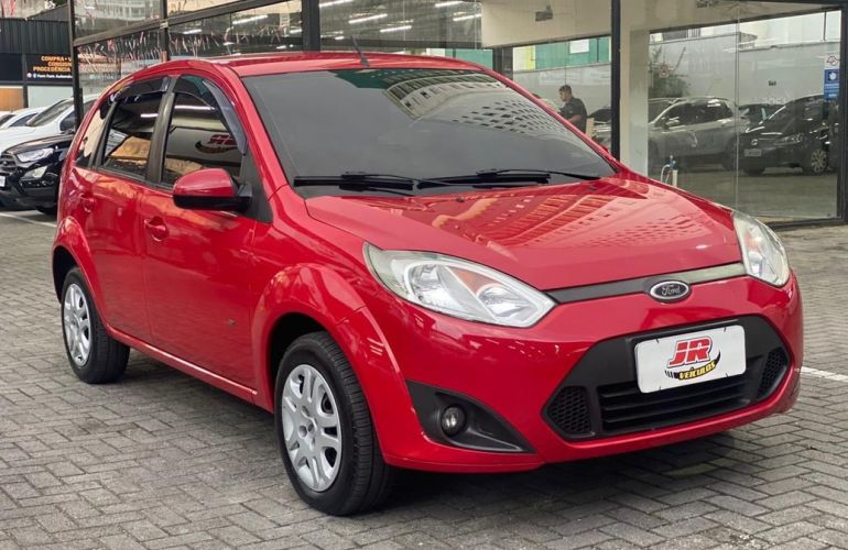Ford Fiesta 1.0 Rocam SE 8v - Foto #3