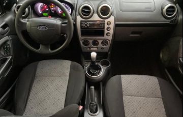 Ford Fiesta 1.0 Rocam SE 8v - Foto #4