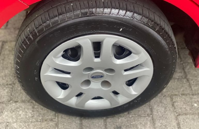 Ford Fiesta 1.0 Rocam SE 8v - Foto #9