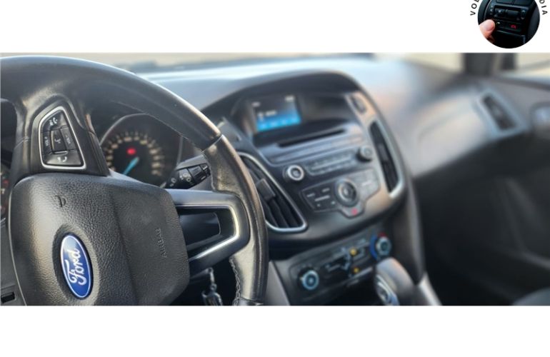 Ford Focus 2.0 SE Plus 16V Flex 4p Powershift - Foto #8