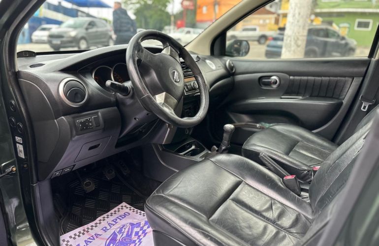Nissan Livina 1.6 SL X-gear 16v - Foto #7