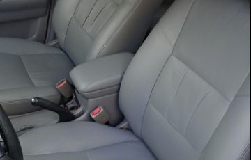 Toyota Corolla Sedan SEG 1.8 16V (aut) - Foto #9