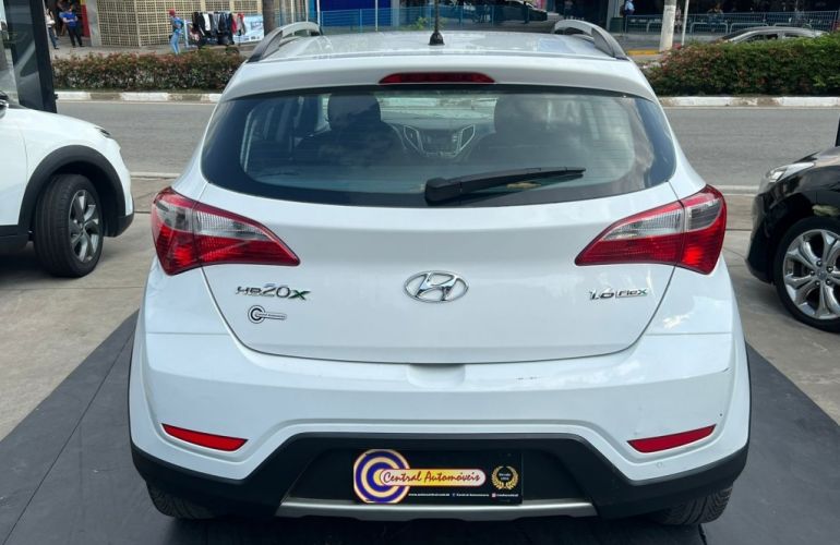 Hyundai HB20X Style 1.6 - Foto #9
