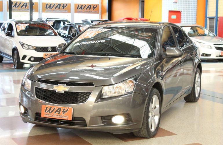 Chevrolet Cruze 1.8 LT 16V Sedan - Foto #9