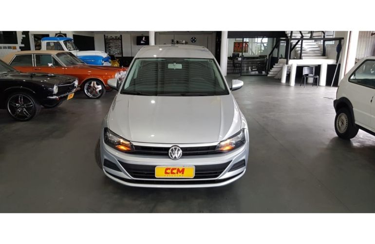 Volkswagen Polo 1.0 - Foto #2