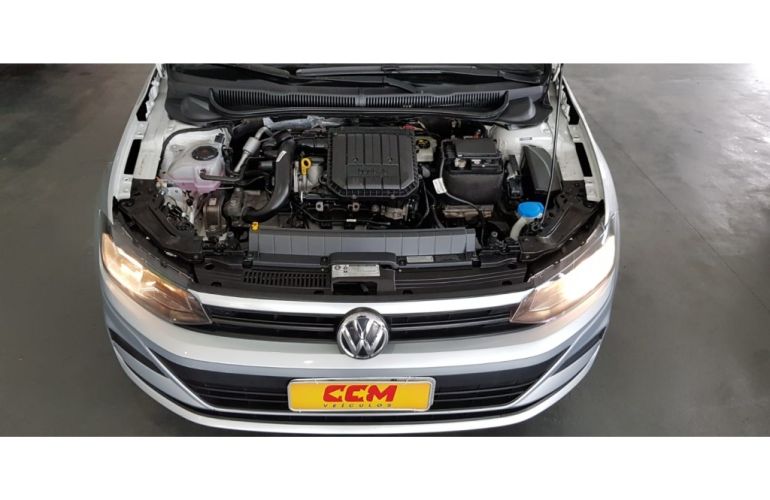 Volkswagen Polo 1.0 - Foto #8
