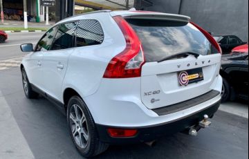 Volvo XC60 2.0 T5 Dynamic - Foto #10