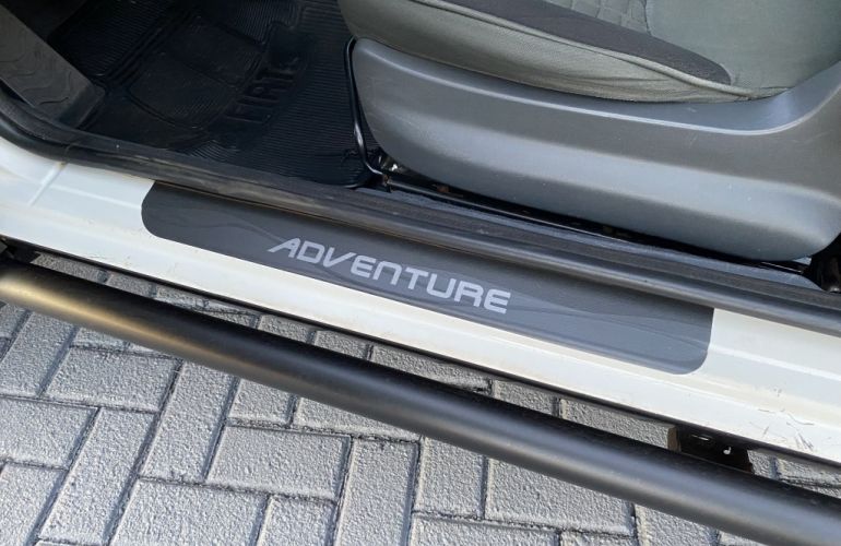 Fiat Strada Adventure 1.8 16V (Flex) (Cabine Estendida) - Foto #10