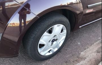 Ford Fiesta Hatch 1.6 (Flex) - Foto #6