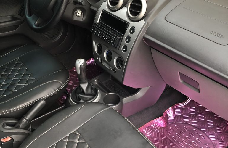 Ford Fiesta Hatch Rocam 1.6 (Flex) - Foto #6