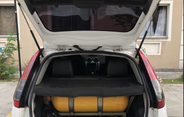 Ford Fiesta Hatch Rocam 1.6 (Flex) - Foto #9