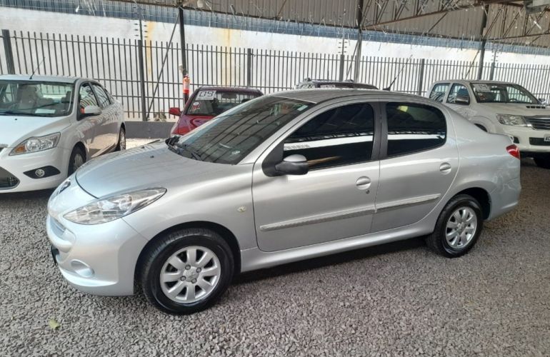 Peugeot 207 Passion XR Sport 1.4 8V (flex) - Foto #4