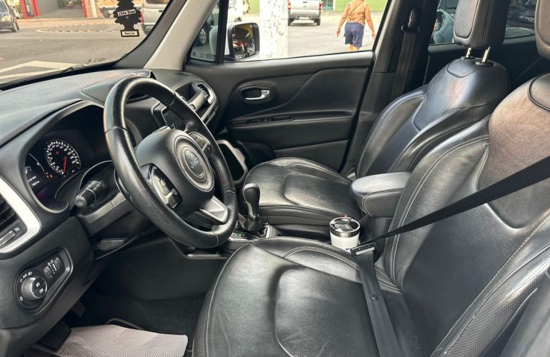 Jeep Renegade 1.8 16V Longitude - Foto #7
