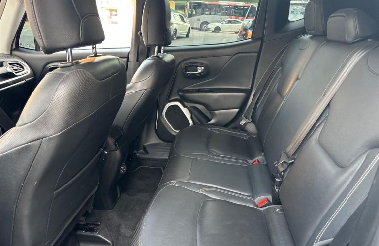 Jeep Renegade 1.8 16V Longitude - Foto #8