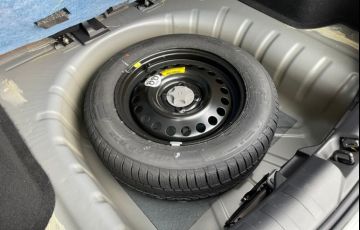 Nissan Kicks 1.6 Sense CVT - Foto #6